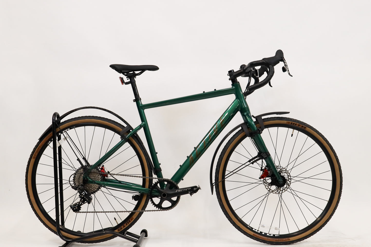Wanted Gravel 411 Apex