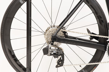 785 Huez