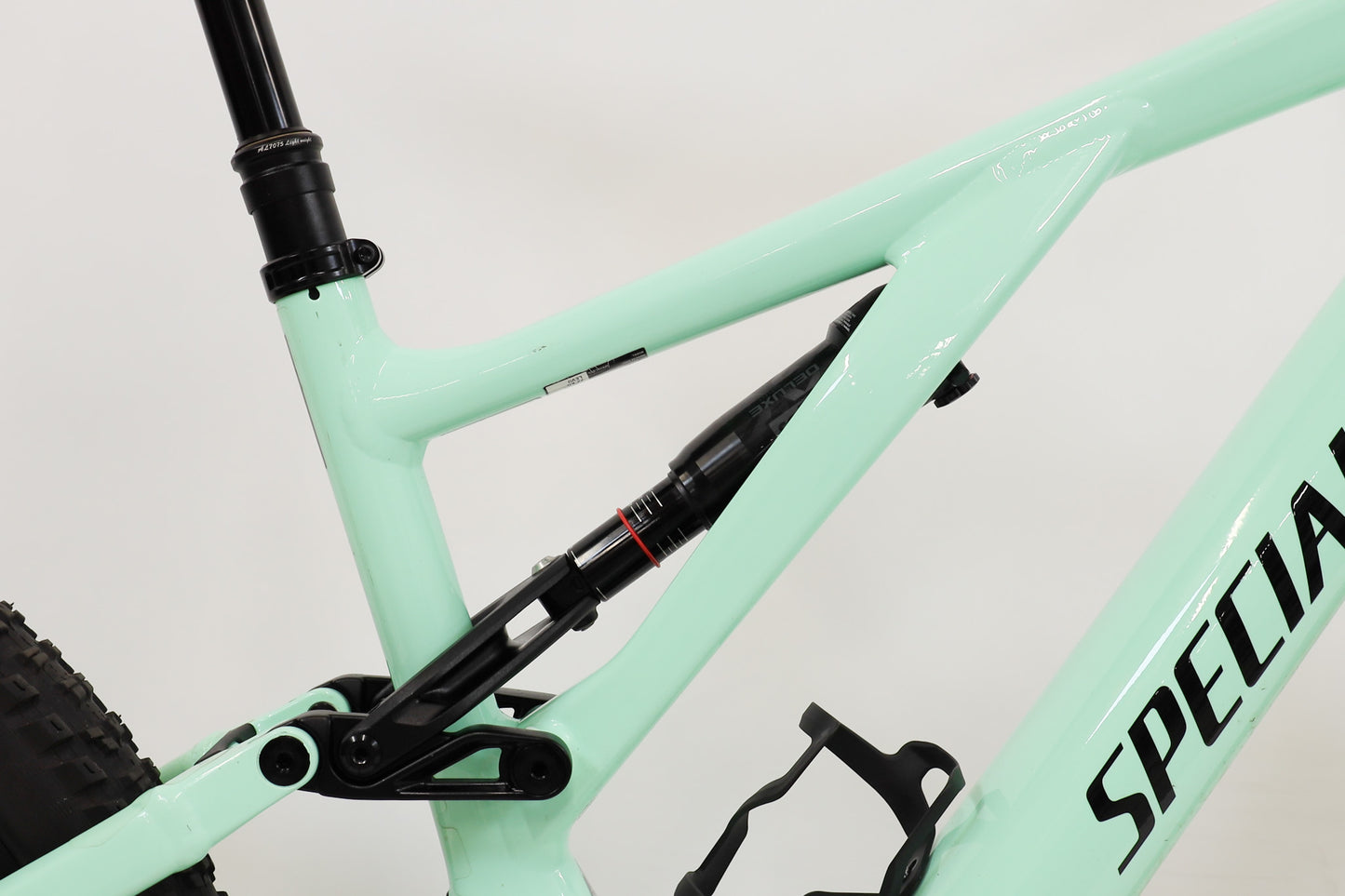 Levo Alloy
